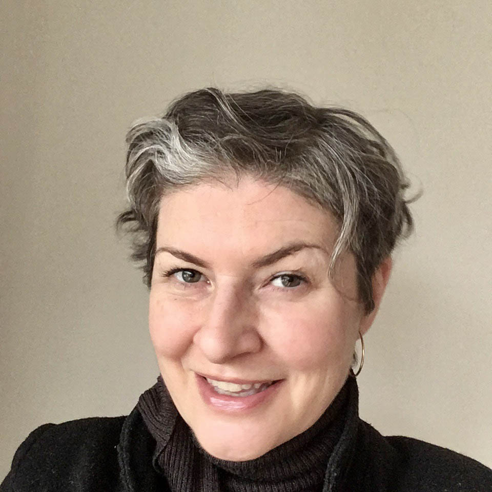 Headshot of Sasha Bradbury