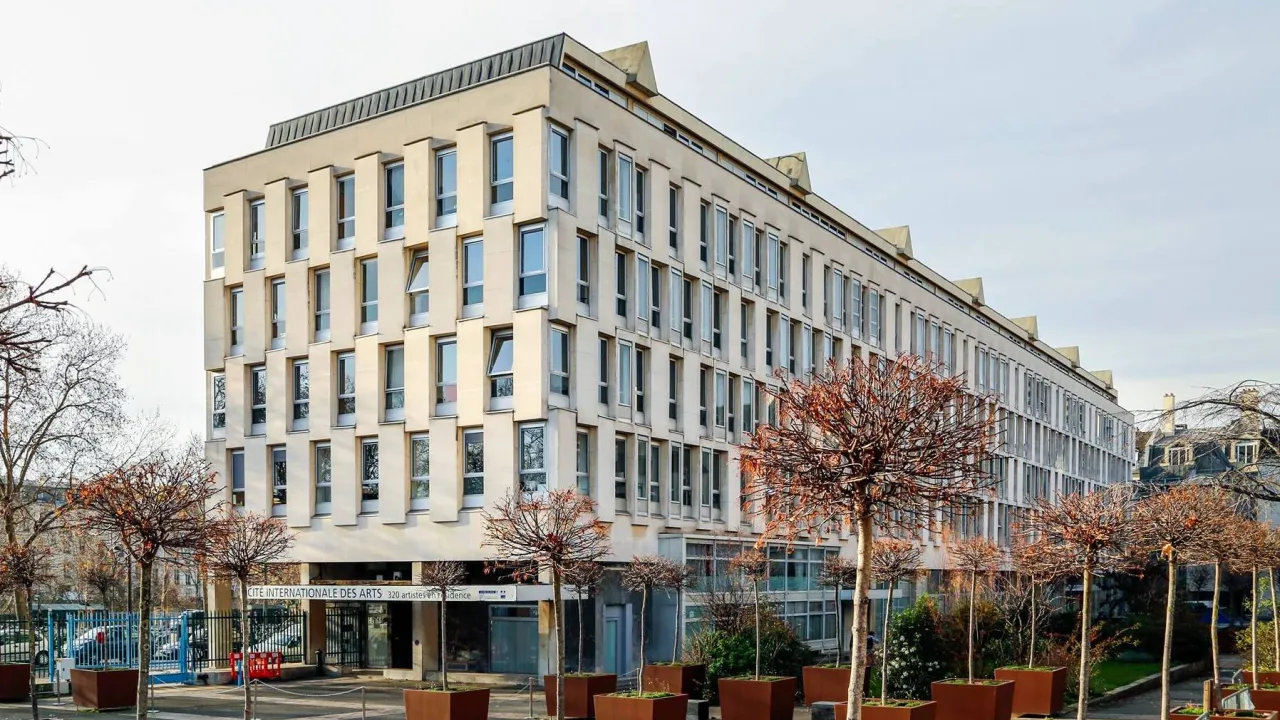 Outside of Cite Internationale des Artes, Marais