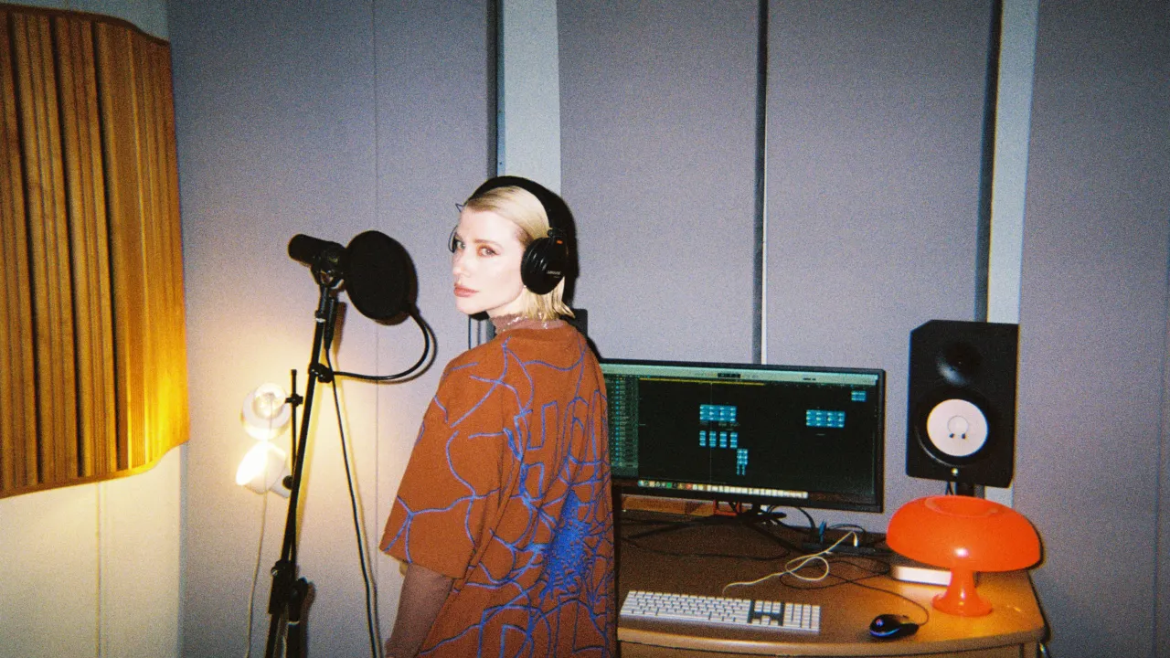 RROMARIN STUDIO