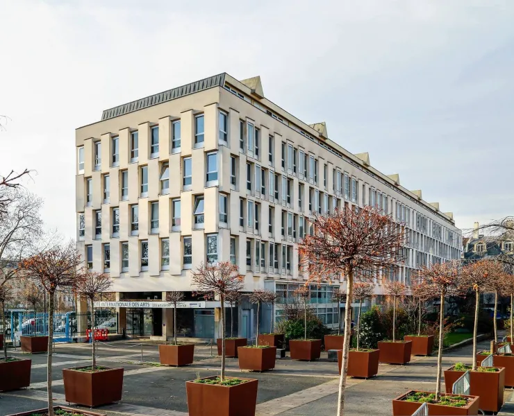 Outside of Cite Internationale des Artes, Marais